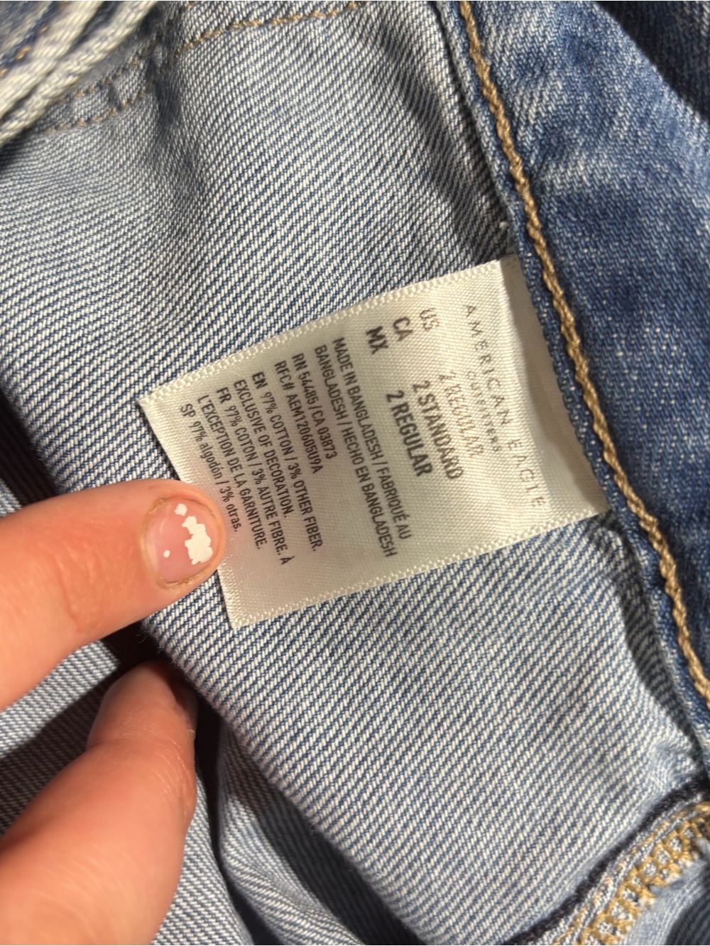 American Eagle Light Wash Denim Cargo Jogger Pants Women’s - Picture 4 of 4